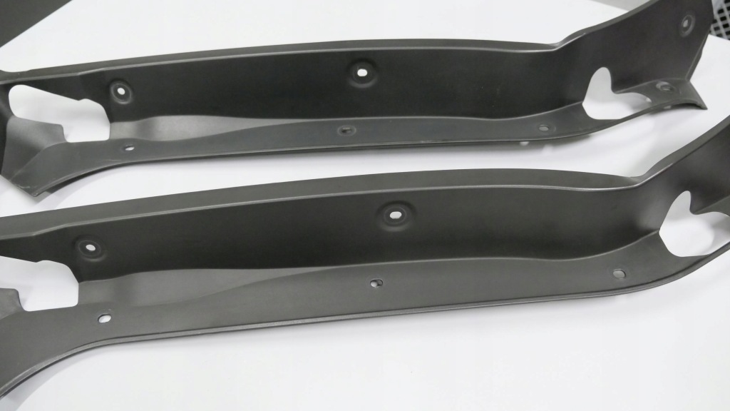 фото №8, Bmw x4 f26 защита жёлоб ниша крышки багажника правый задняя 7339572