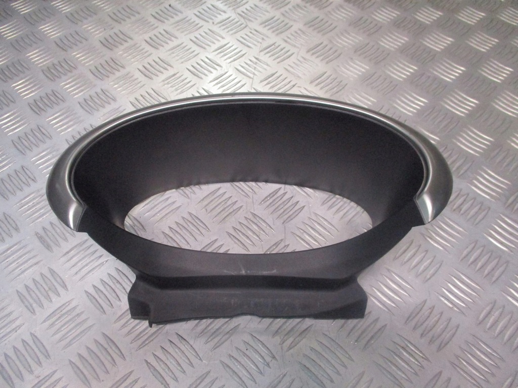 фото №1, Захист рамка спідометра europ nissan оригінальний номер 682405sh0b