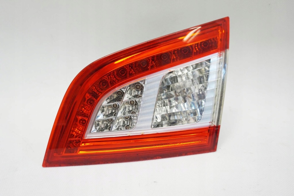 фото №3, Лампа крышки правая peugeot 508 rxh kombi