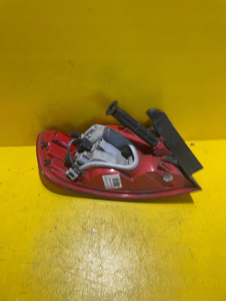 фото №7, Audi a4 s4 b8 8k 2012 правая сторона лампа задняя
