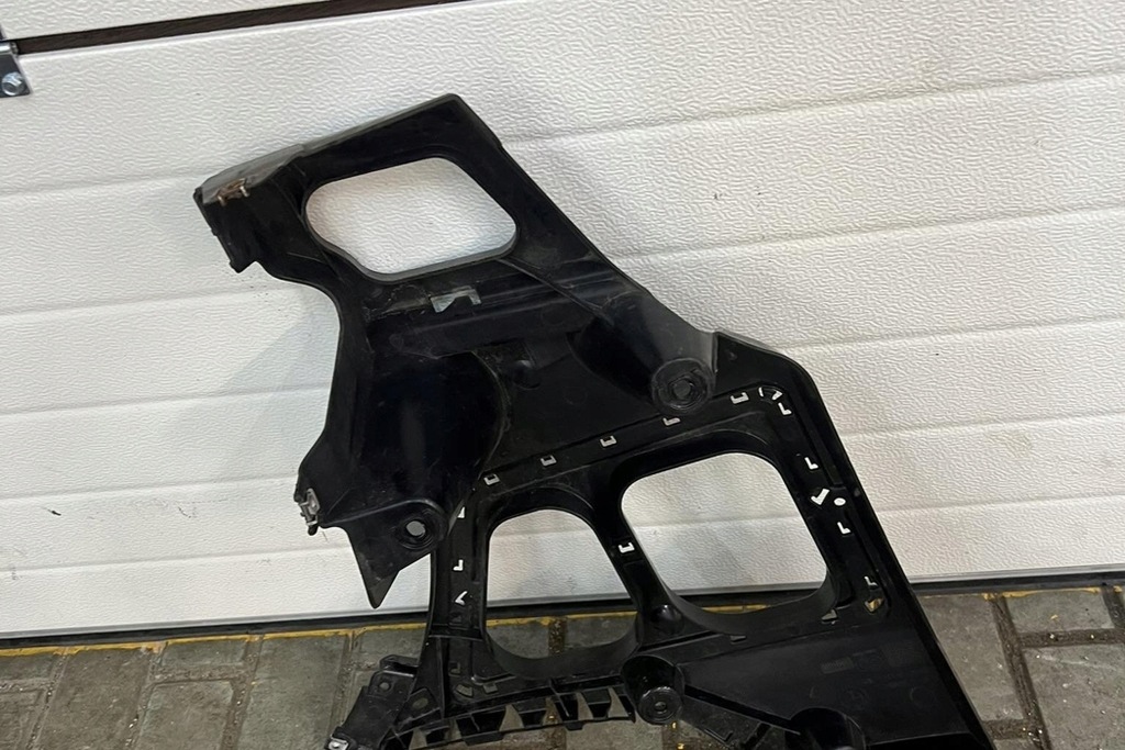 фото №9, Левый направляющая заднего бампера bmw x6 e71, e72 51127176245 бензиновый 2010