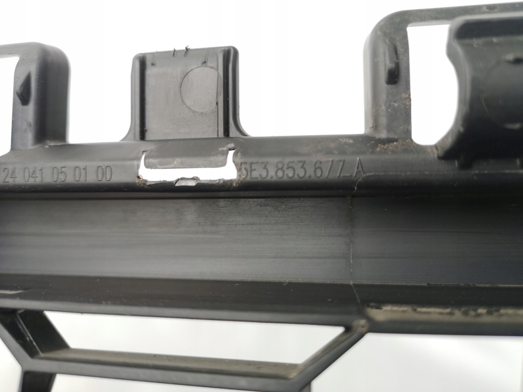 фото №7, Skoda octavia iv - решётки бампера комплект