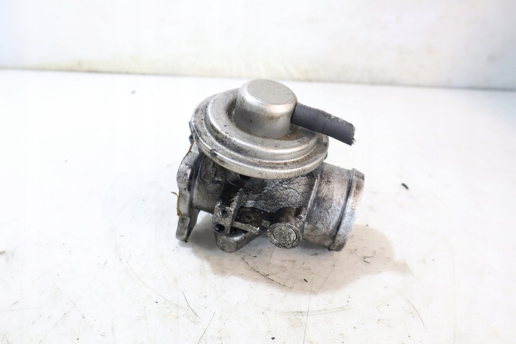 фото №1, Клапан egr рециркуляции выхлопных газов audi a4 b6 1.9tdi