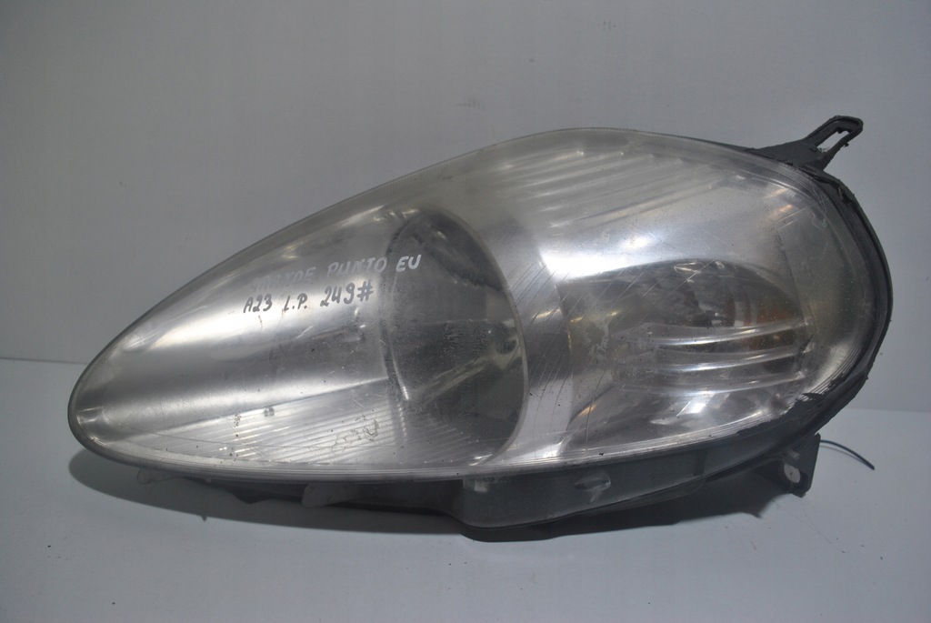 фото №1, Лампа левый перед fiat grande punto europa