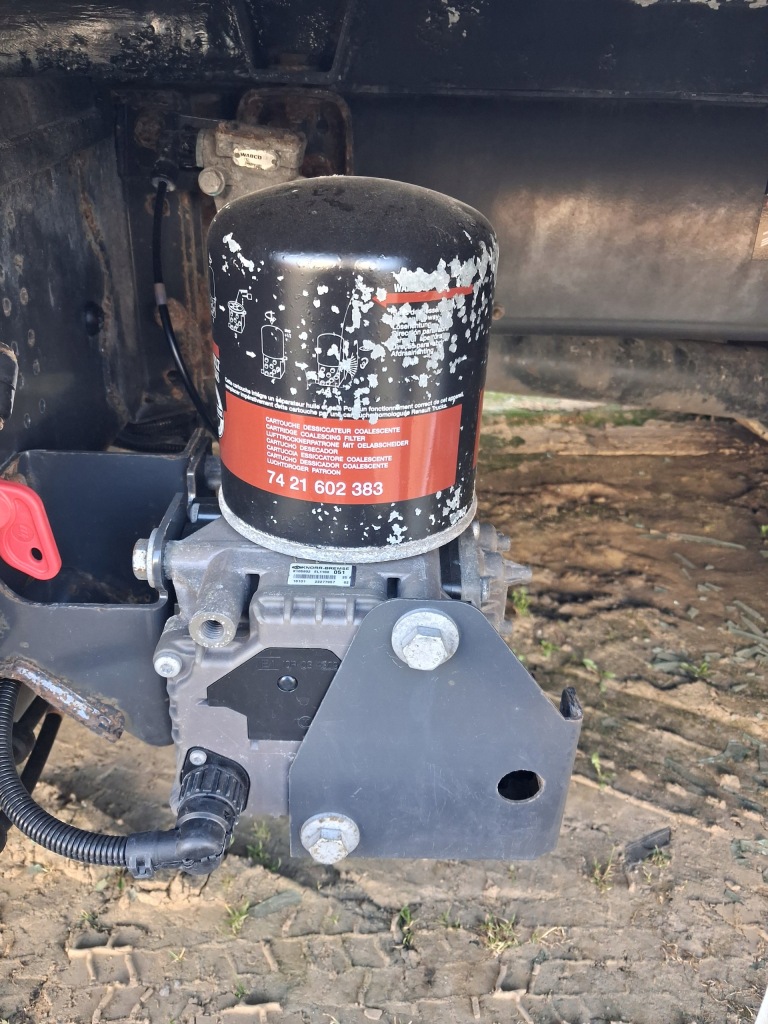 Купить Клапан осушитель воздуха apm el 1100 renault midlum gama d volvo fl fe