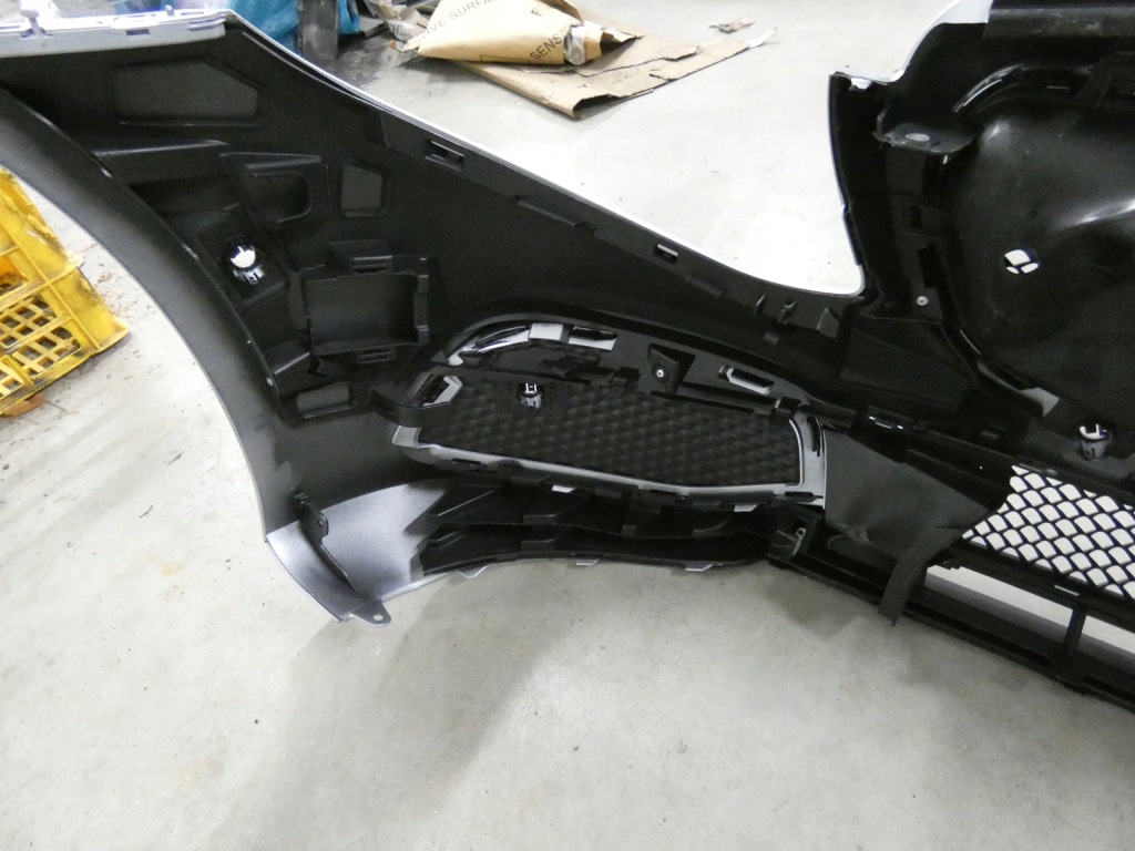 Решётка , бампер, решётки mercedes e-klasa w-213 Недорого