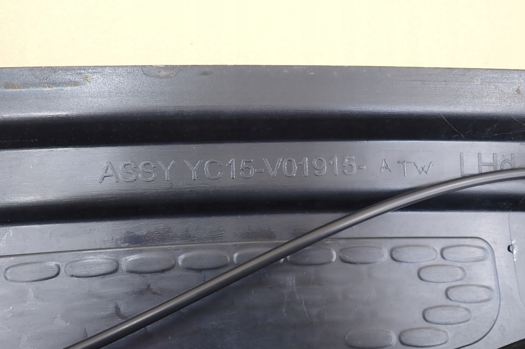 фото №10, Ford transit mk6 жабо верхний yc15-v01915