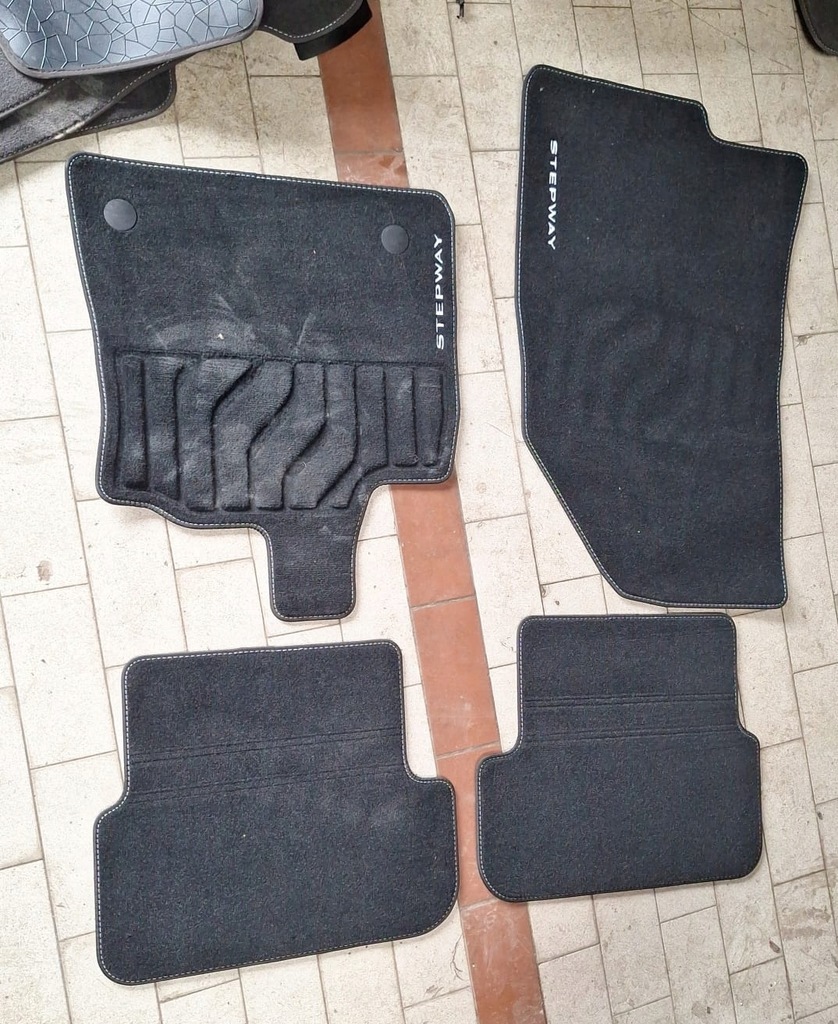 фото №1, Коврики велюровые dacia sandero iii stepway kpl