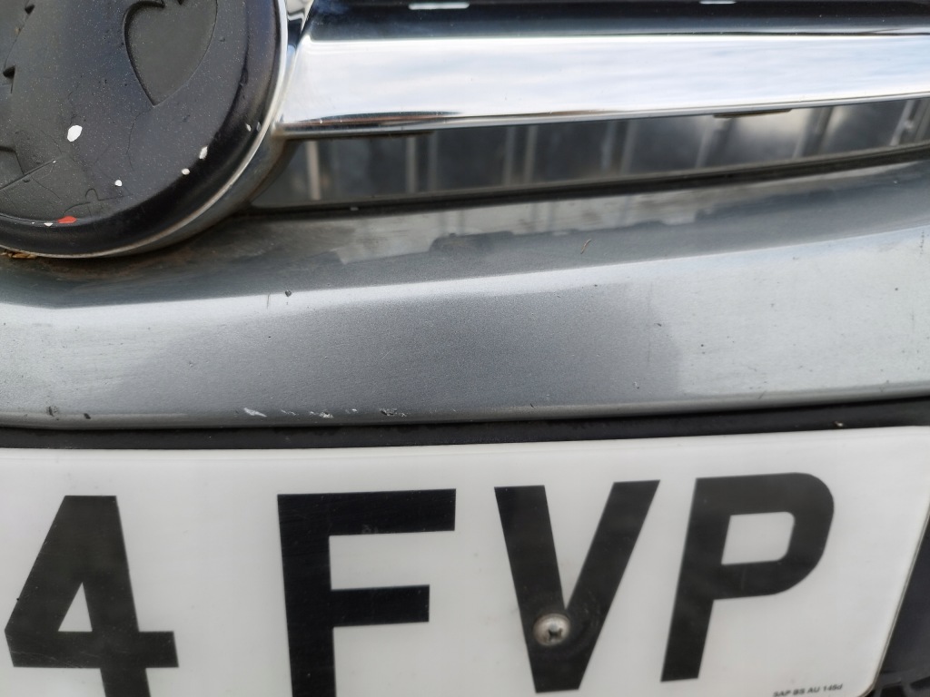 Бампер перед датчики pdc решётка радиатора opel astra j iv рестайлинг  2012-2015 цвет z179 с Разборки