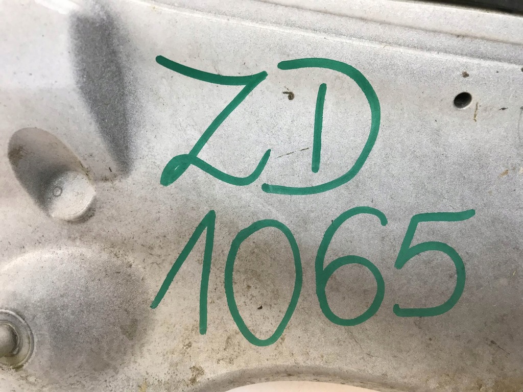 фото №13, Kia optima iv kombi спойлер спойлер кришки багажника 87210-d4300