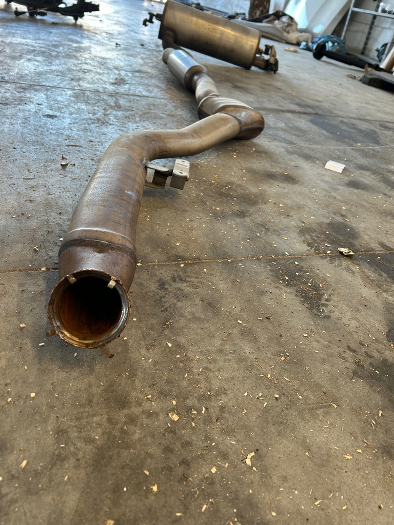 фото №6, Bmw 2 f22 2.0 245km usa гаситель выхлоп конечный