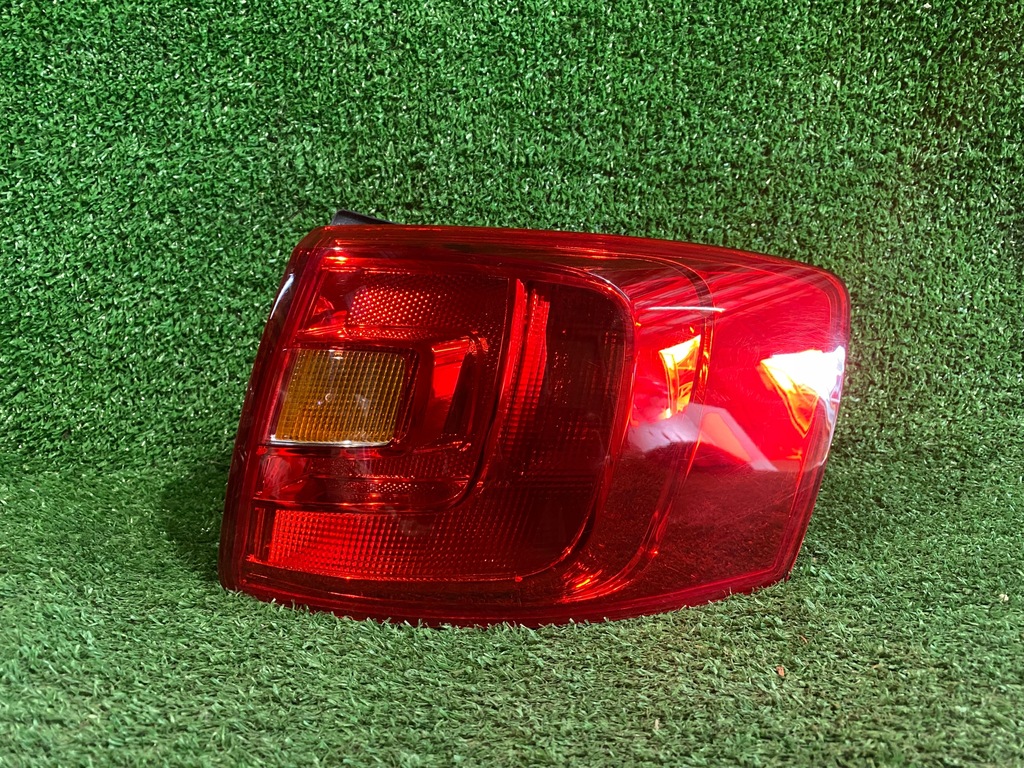 фото №1, Лампа задня права vw jetta 5c