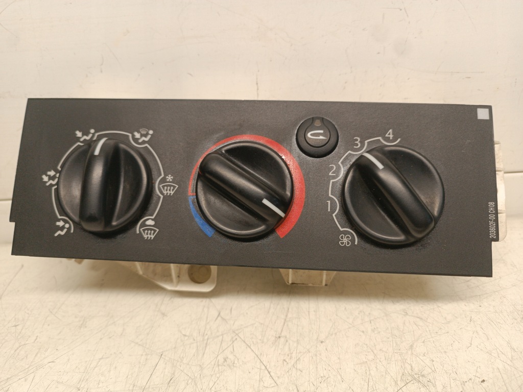 фото №1, Панель обдув renault master ii 2 lift 04- behr 92537 tdc x70ch