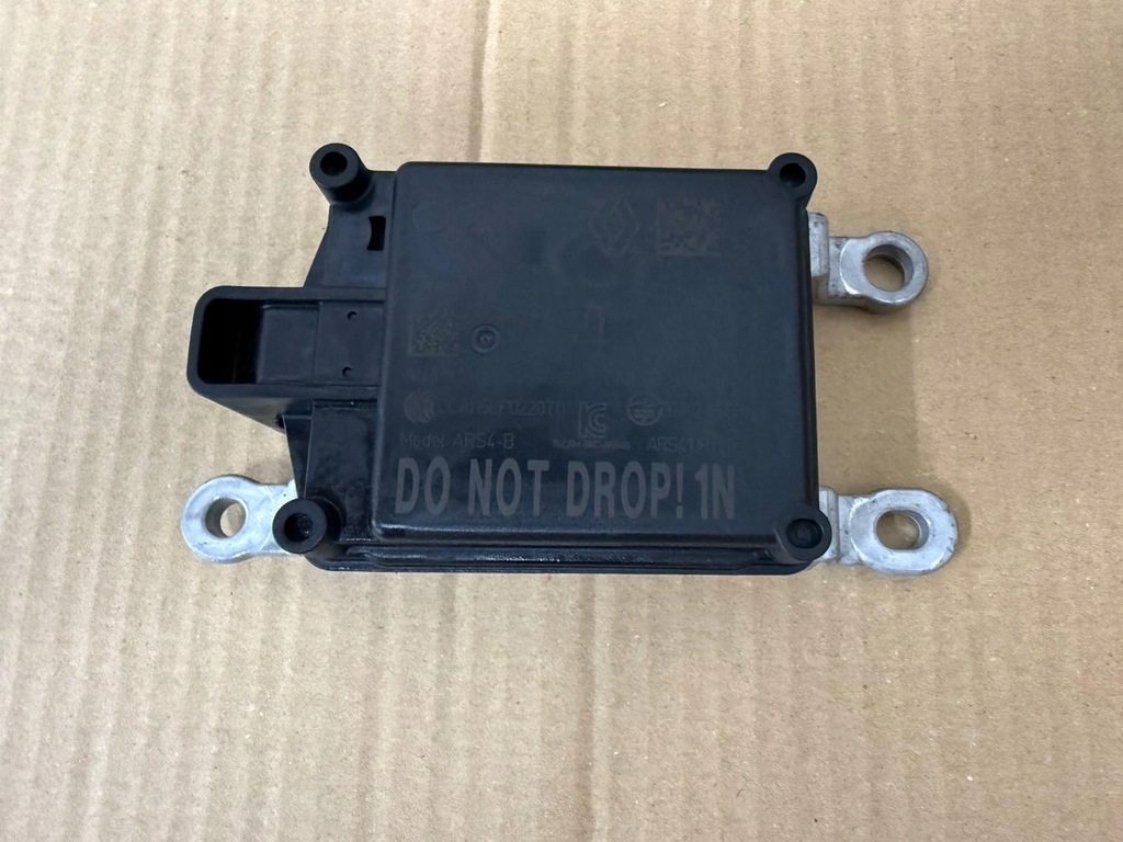 фото №1, Renault clio v 19- датчик радар датчик ассистент поперечина задняя 284474545r