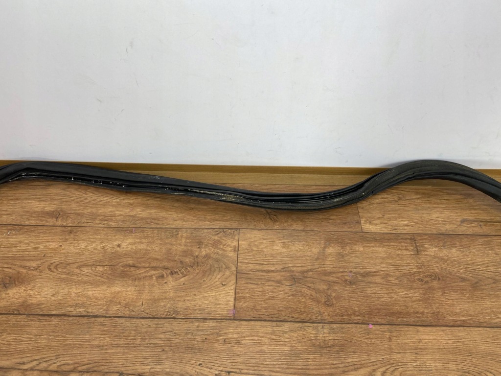 Прокладка кришки багажника ford escape iv kuga mk3 2020+ Ціна