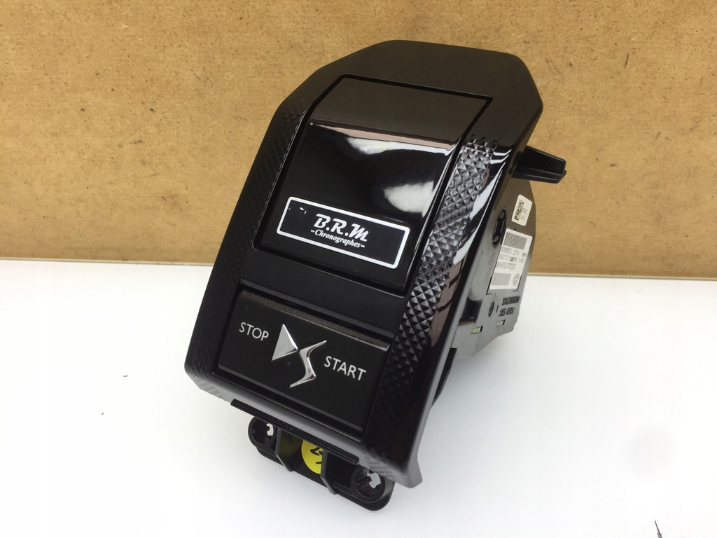 фото №1, Citroen ds7 кнопка запуск стоп часы