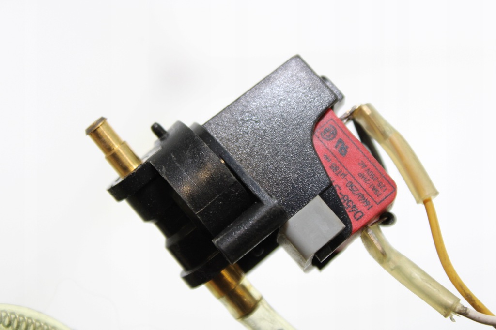 фото №6, Bmw e39 e38 клапан вакуумa накачивания передний сиденье 8360407