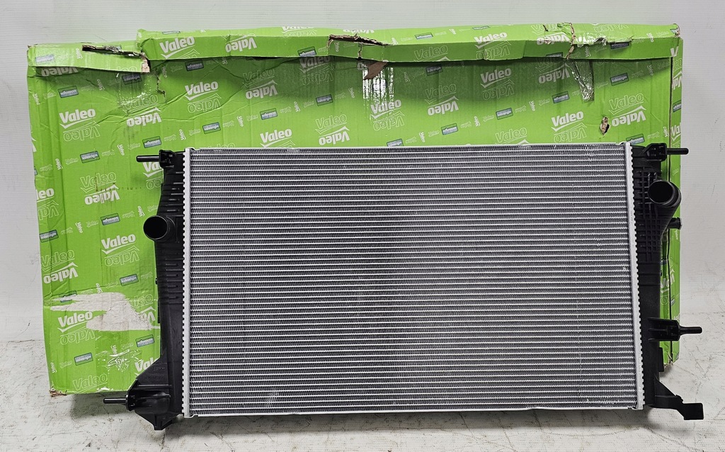 фото №1, Nowa valeo радіатор wody renault megane iii / fluence - 735180
