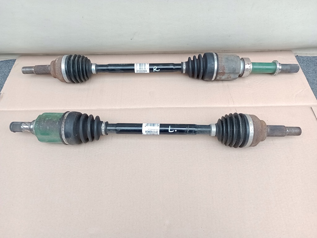 фото №1, Nissan leaf ze1 ii 2017+ привідний вал półośka ліва 62kw 391015 sn0a