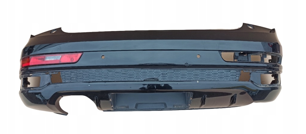 фото №1, Audi q3 8u бампер задняя задний + лампа pdc 8u0807521