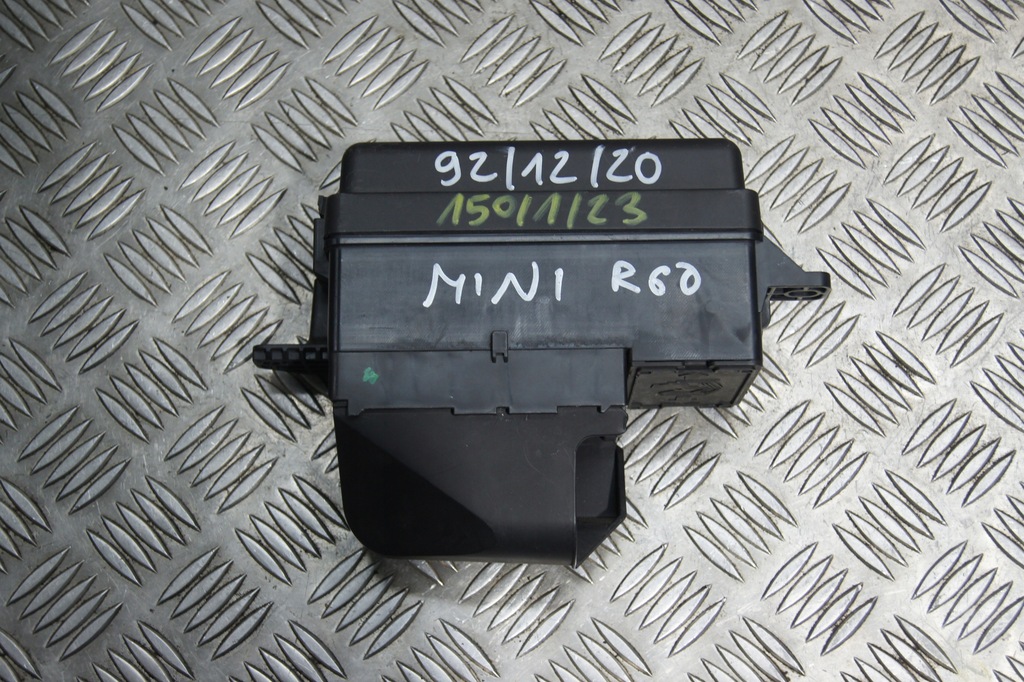 фото №1, Корпус коробка запобіжників mini cooper r60