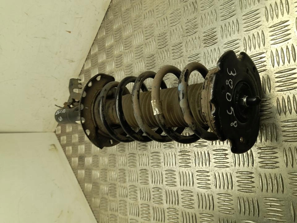 фото №1, Land rover evoque ii 2019 амортизатор osi передней ze пружина