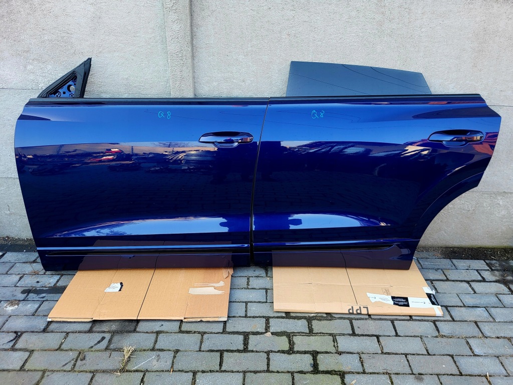 фото №1, Двері ліва задні q8 sq8 колір lx5h стан bdb