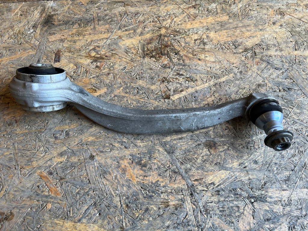 фото №1, Рычаг перед dół mercedes w213 a20506re