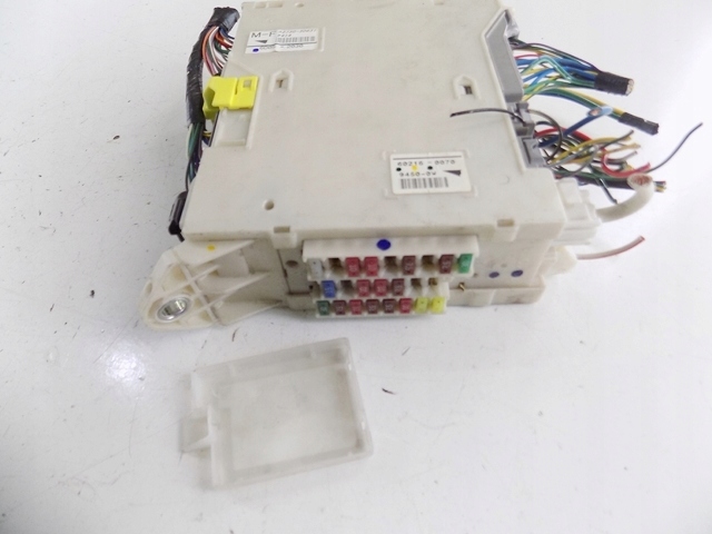 фото №4, Lexus gs iii 05-12 450h коробка запобіжник модуль