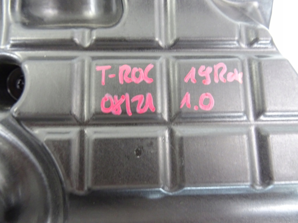 фото №13, Vw t-roc 1.0 корпус фильтра воздуха 04c129601m 04c129620a