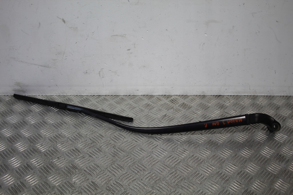 фото №1, Рычаг дворники правое mazda 3 iii bm