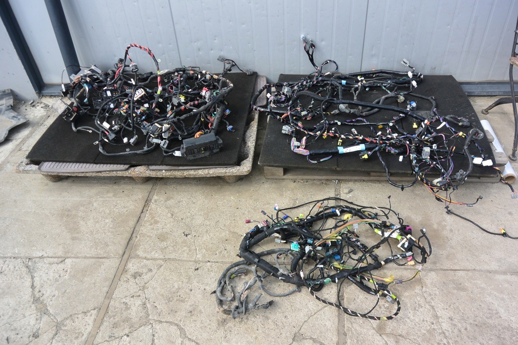 фото №1, Електропроводка відсік салону cała tesla model s eu