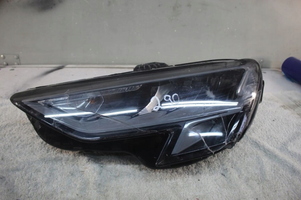 фото №1, Лампа ліва перед передня audi a3 8y full led 8y0941011