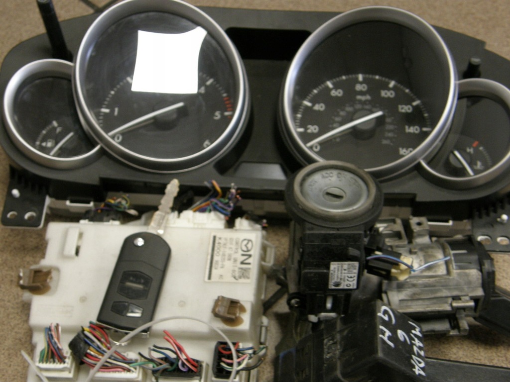 фото №5, Бортовой компьютер счетчик замок зажигания mazda 6 gh 2,2 дизель