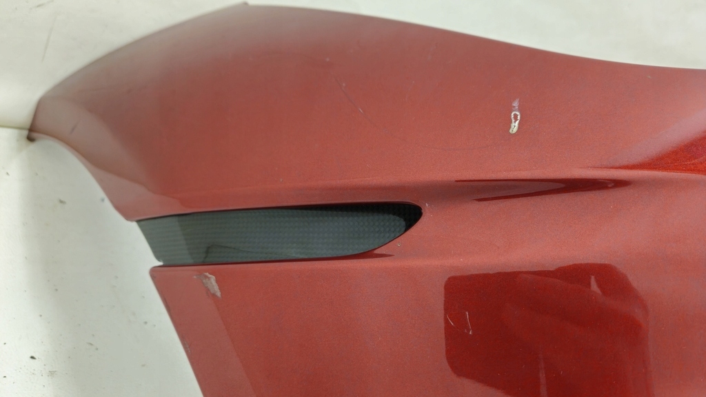 Бампер перед передний ferrari portofino рестайлинг  f164 fl карбон оригинальный с Разборки