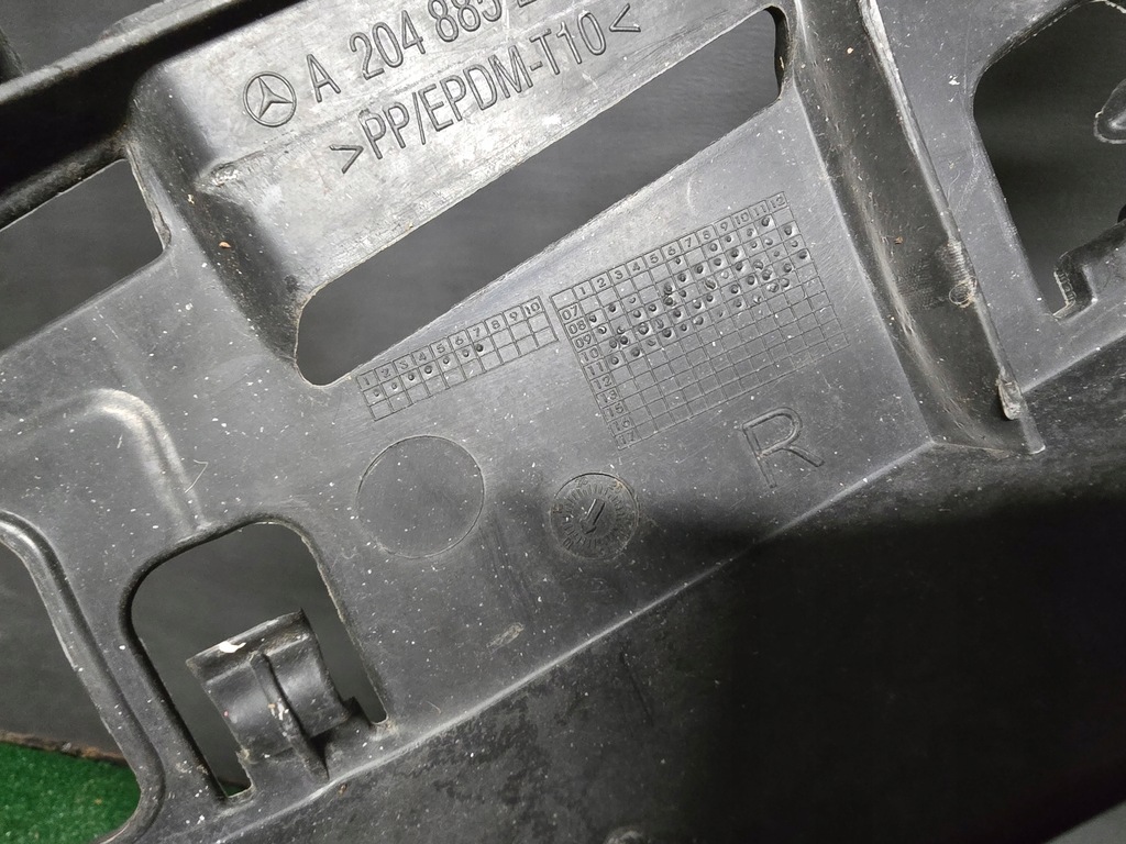 фото №6, Напрямна бампера правий перед mercedes glk w204 a2048852065