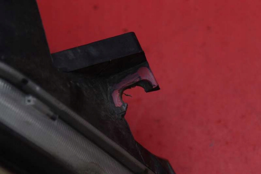 фото №14, Фара правый лампа перед eu 44-33 toyota avensis verso 01-03