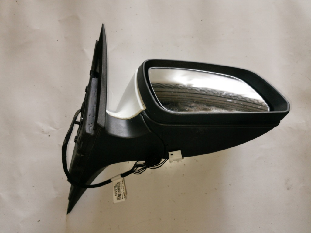 Дзеркало праве mercedes benz w204 a2048101819 Зі Шроту