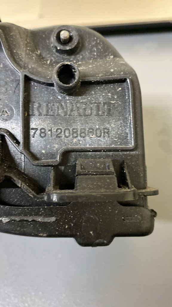 фото №4, Крышка заливной топлива renault captur i bixnk tekng 781208860r