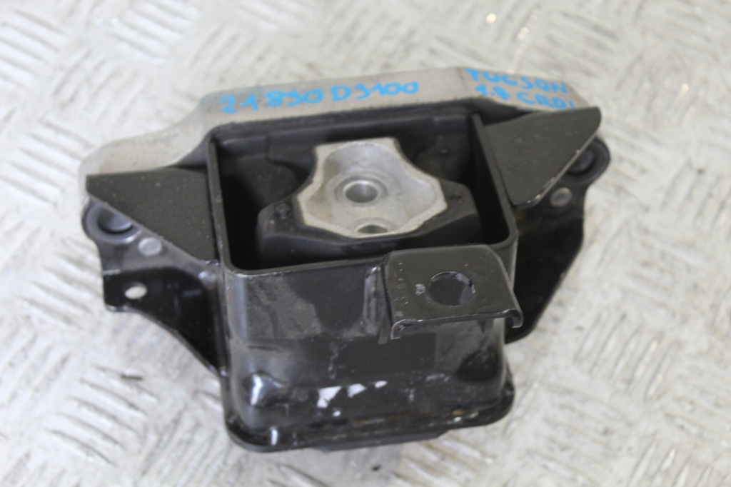 фото №1, Кронштейн подушка двигуна tucson ii 21830-d3100