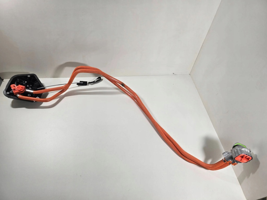 Купить Tesla model 3 2022 другое