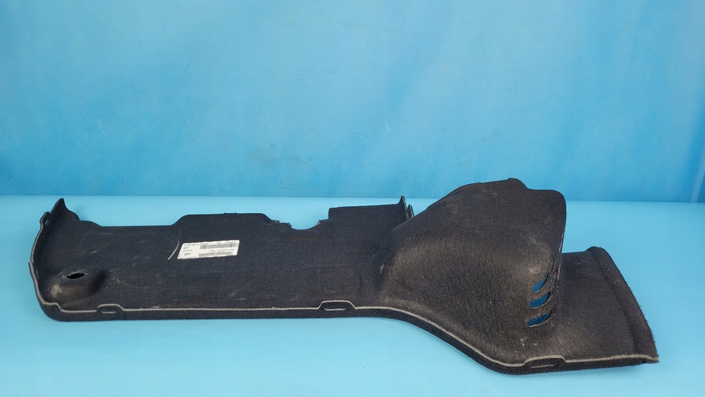 фото №5, Mercedes x247 glb 200 23r обшивка обшивка багажника права a2476904201