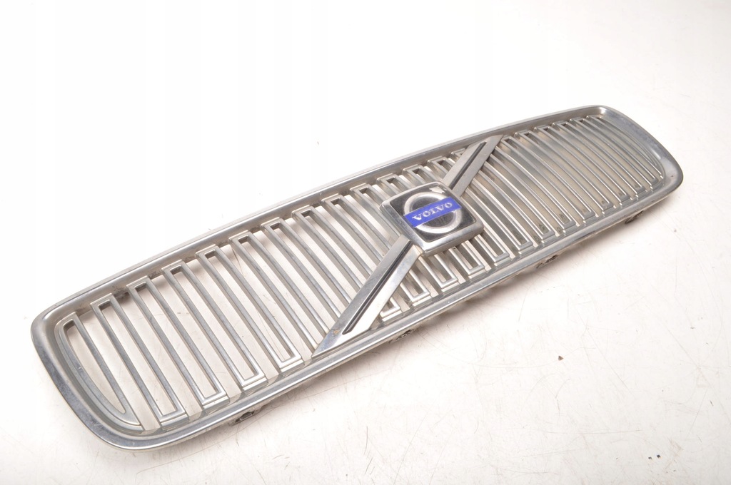 фото №1, Volvo v70 ii решётка радиатора решётка радиатора решётка радиатора 08693346