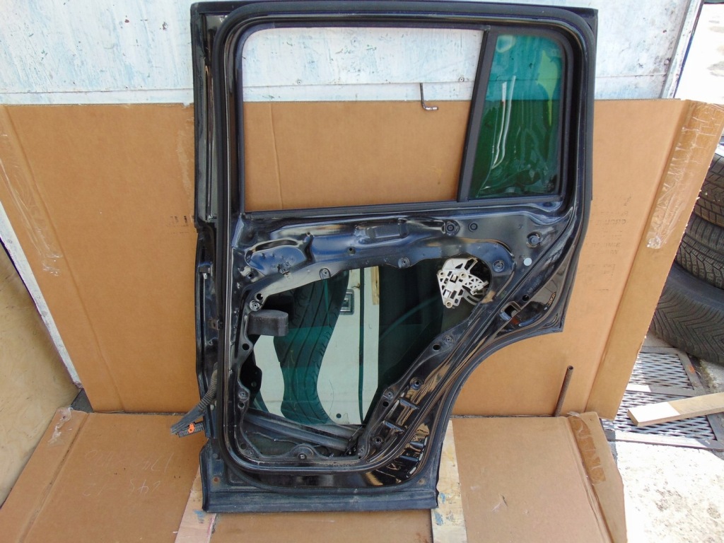 фото №12, Двері правий задня vw tiguan 1 r-line lc9x