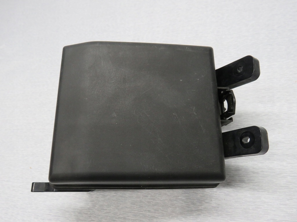 фото №8, Kia sportage iii 2.0 crdi коробка предохранителей 91430-3u233