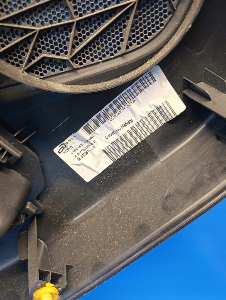 фото №5, Обшивка оббивка двері правий задня hyundai ix20 16r.