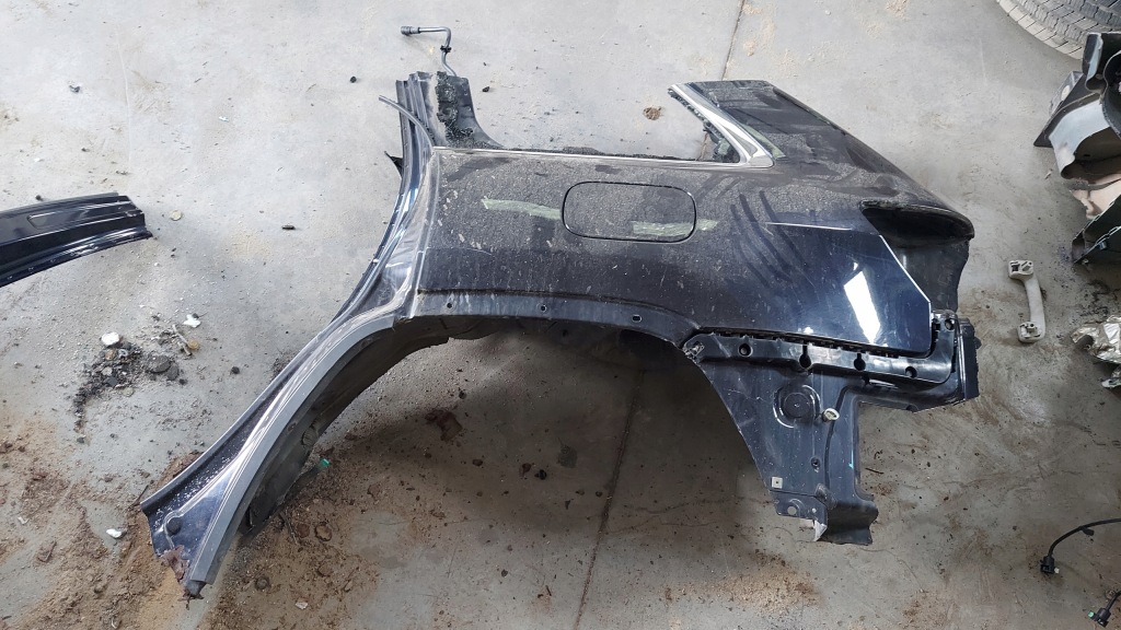 фото №1, Grand cherokee wk2 11-20r крыло левый задняя четверть