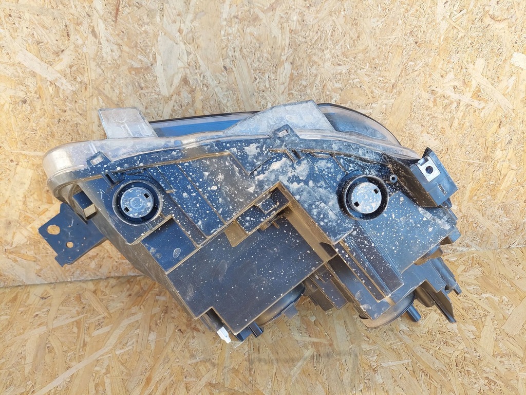 фото №12, Opel combo e 2019 лампы передние