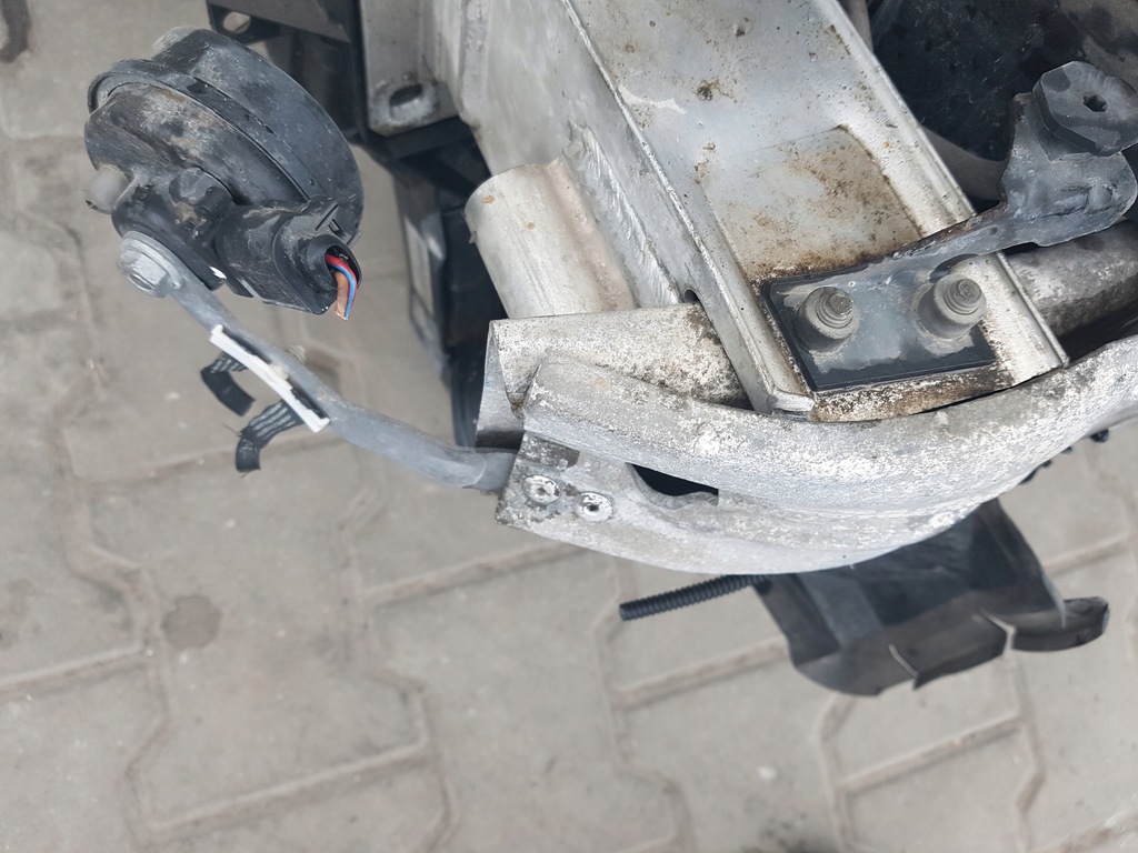 фото №6, Audi a5 8t 07r- 2.0 tfsi pas передній радіатор