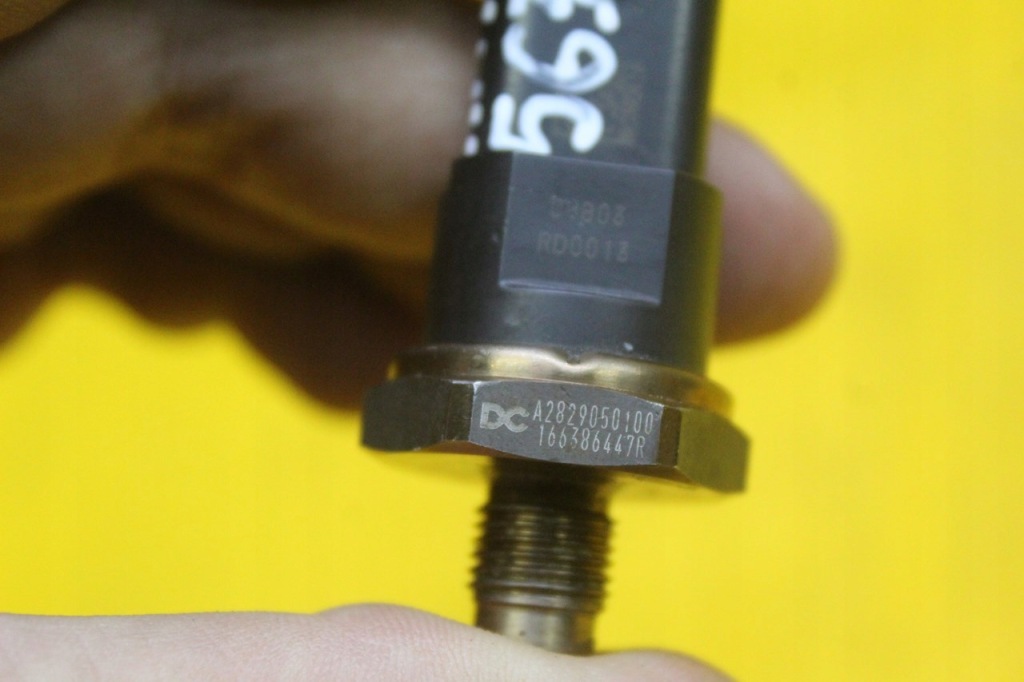Датчик давления топливной  qashqai j11 mercedes renault 1.3 hr13 166386447r с Разборки
